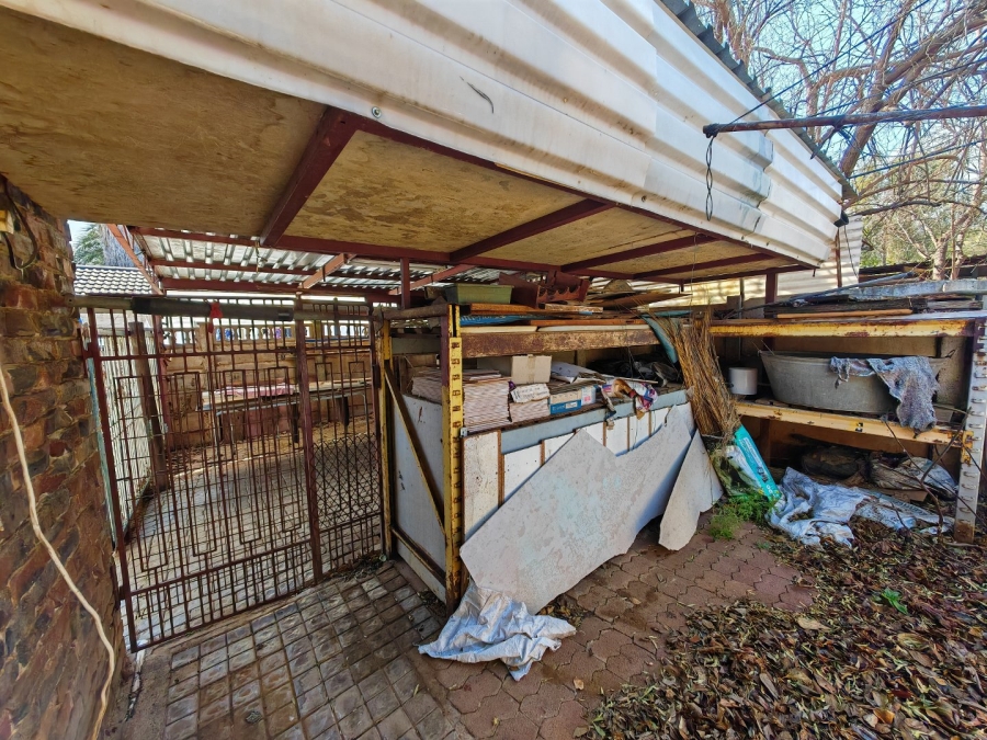 5 Bedroom Property for Sale in Fichardt Park Free State